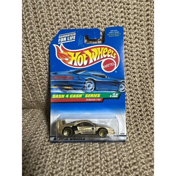 Hot Wheels Ferrari F40 Dash 4 Cash Series Collector #722 - Picture 1 of 2
